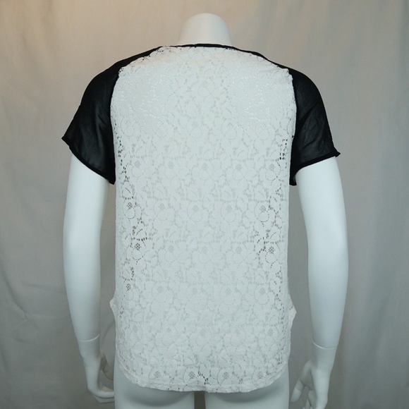 💰LUSH Black & White Lace Short Sleeve Tee Shirt - Picture 2 of 5